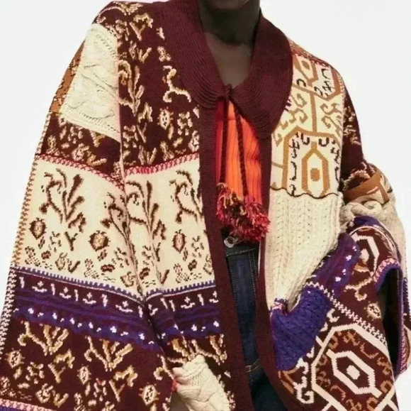 ✨SALE✨Zara Jacquard Cape Coat Special Edition - Picture 5 of 10